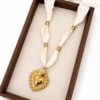 Collar de tela - Corazón con Ojo Turco
