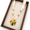 Collar de tela - Flor de 5 Pétalos